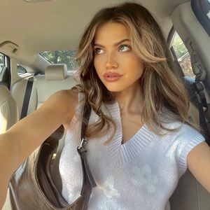 Women’s V-Neck printed sweater vest- Wild Fable